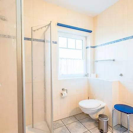 Apartment Lamprieger Maisonette Rechts